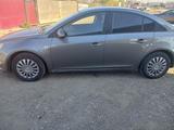 Chevrolet Cruze 2011 годаүшін2 400 000 тг. в Атырау – фото 3