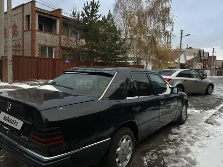 Mercedes-Benz E 230 1992 года за 1 350 000 тг. в Костанай