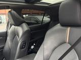 Toyota Camry 2023 годаүшін12 000 000 тг. в Алматы – фото 5