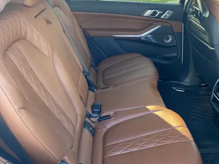 BMW X7 2021 года за 55 000 000 тг. в Уральск – фото 17