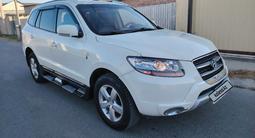Hyundai Santa Fe 2007 года за 5 000 000 тг. в Атырау – фото 2