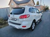 Hyundai Santa Fe 2007 года за 5 000 000 тг. в Атырау – фото 3