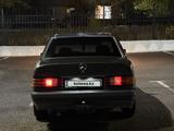 Mercedes-Benz 190 1992 годаүшін830 000 тг. в Караганда – фото 4
