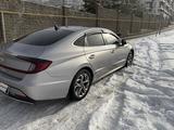 Hyundai Sonata 2021 годаfor10 500 000 тг. в Алматы – фото 3