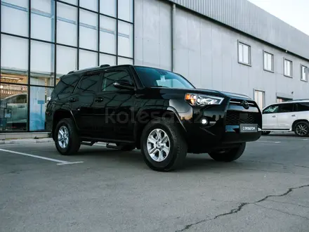 Toyota 4Runner 2022 года за 27 300 000 тг. в Актау – фото 3