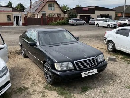 Mercedes-Benz S 300 1993 года за 2 100 000 тг. в Астана