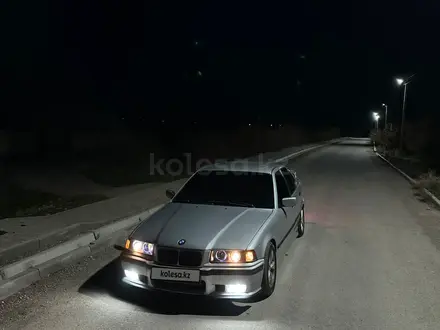 BMW 323 1991 года за 1 700 000 тг. в Туркестан – фото 2