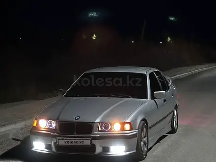 BMW 323 1991 года за 1 700 000 тг. в Туркестан – фото 9