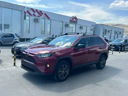 Toyota RAV4 2020 года за 14 200 000 тг. в Актау – фото 3