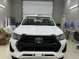 Toyota Hilux 2023 года за 21 000 000 тг. в Атырау