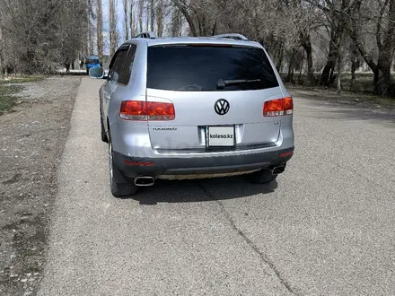 Volkswagen Touareg 2004 года за 5 800 000 тг. в Талдыкорган – фото 3