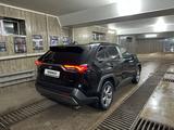 Toyota RAV4 2020 года за 15 000 000 тг. в Караганда