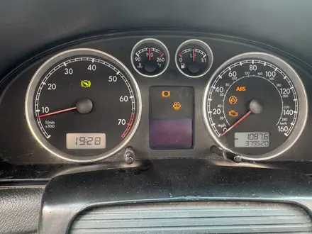 Volkswagen Passat 2003 годаүшін2 000 000 тг. в Астана – фото 11