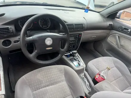 Volkswagen Passat 2003 годаүшін2 000 000 тг. в Астана – фото 7