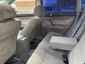 Volkswagen Passat 2003 годаfor2 000 000 тг. в Астана – фото 8
