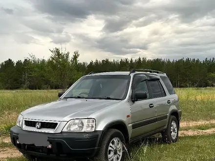 Honda CR-V 1996 года за 2 650 000 тг. в Караганда – фото 2