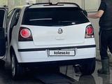 Volkswagen Polo 2007 года за 2 500 000 тг. в Алматы – фото 3