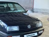 Volkswagen Vento 1992 года за 1 850 000 тг. в Сарыагаш – фото 5