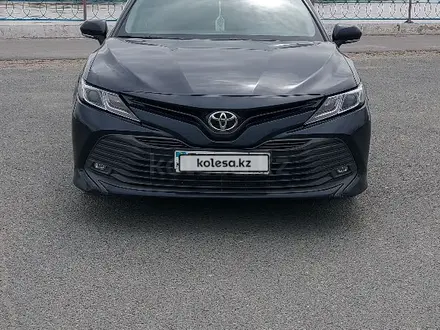 Toyota Camry 2018 года за 12 200 000 тг. в Семей – фото 4