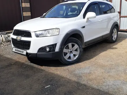 Chevrolet Captiva 2013 года за 7 300 000 тг. в Актобе – фото 5