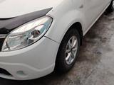 Renault Sandero 2014 годаүшін3 400 000 тг. в Усть-Каменогорск