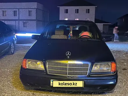 Mercedes-Benz C 200 1996 года за 1 200 000 тг. в Астана – фото 10