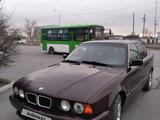 BMW 520 1991 года за 2 100 000 тг. в Семей