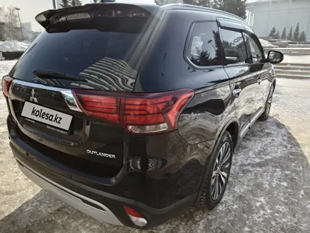 Mitsubishi Outlander 2019 года за 12 800 000 тг. в Астана – фото 4