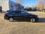 Toyota Camry 2013 годаfor8 900 000 тг. в Актобе – фото 4