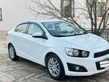 Chevrolet Aveo 2013 года за 4 500 000 тг. в Жанаозен – фото 2