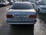 Mercedes-Benz E 280 1996 года за 2 800 000 тг. в Алматы – фото 3