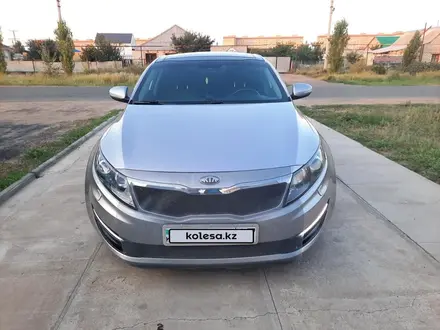 Kia Optima 2013 года за 7 500 000 тг. в Уральск – фото 2