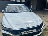Hyundai Elantra 2023 года за 9 100 000 тг. в Алматы – фото 4