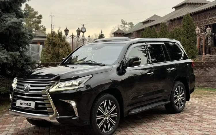 Lexus LX 570 2019 годаfor40 000 000 тг. в Алматы