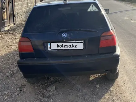 Volkswagen Golf 1996 года за 1 700 000 тг. в Шу – фото 3