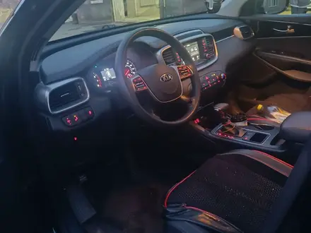 Kia Sorento 2019 года за 12 100 000 тг. в Алматы – фото 4