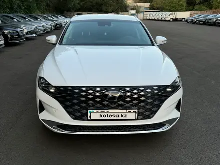 Hyundai Grandeur 2022 года за 13 000 000 тг. в Алматы – фото 2