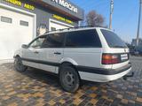 Volkswagen Passat 1992 годаfor1 300 000 тг. в Тараз