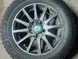 Комплект резины на дисках за 120 000 тг. в Алтай – фото 3