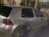 Volkswagen Golf 2002 годаfor2 300 000 тг. в Караганда