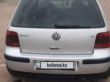 Volkswagen Golf 2001 года за 3 100 000 тг. в Караганда – фото 2