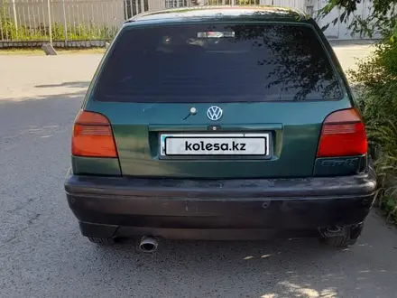 Volkswagen Golf 1995 года за 1 000 000 тг. в Алматы – фото 2