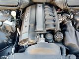 BMW 523 1997 года за 3 500 000 тг. в Караганда – фото 2