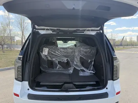 Chevrolet Tahoe 2025 года за 47 500 000 тг. в Астана – фото 20
