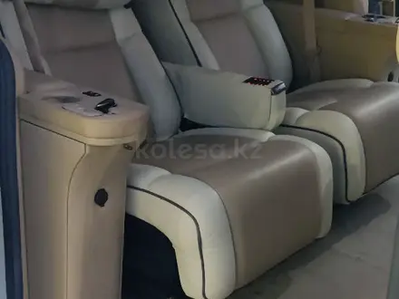 Kia Carnival 2015 года за 13 700 000 тг. в Астана – фото 5