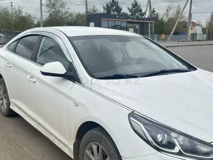 Hyundai Sonata 2018 года за 8 100 000 тг. в Астана – фото 2