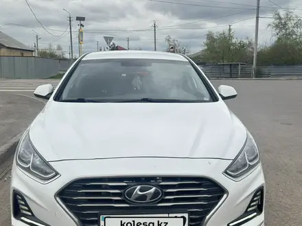 Hyundai Sonata 2018 года за 8 100 000 тг. в Астана
