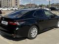 Toyota Camry 2023 года за 16 500 000 тг. в Атырау – фото 11