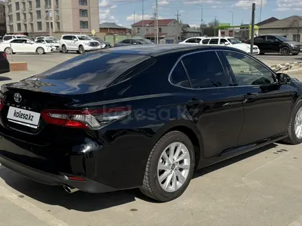 Toyota Camry 2023 года за 16 500 000 тг. в Атырау – фото 11