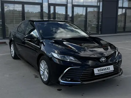 Toyota Camry 2023 года за 16 500 000 тг. в Атырау – фото 14